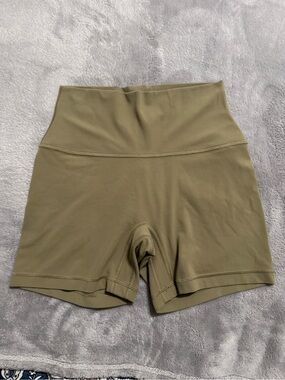 Aritzia Butter Infinite Hi Rise 5” Short - Sundried Olive
